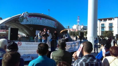 En su movimiento manifestaron su inconformidad contra la megadeuda de Coahuila, así como de las obras de 'relumbrón' en el municipio de Torreón. (EL SIGLO DE TORREÓN) 