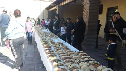 Las autoridades contabilizaron alrededor de 1,500 personas que asistieron. (EL SIGLO DE TORREÓN)