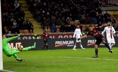 El colombiano Carlos Bacca marcó el único gol del partido al minuto 88. (AP)