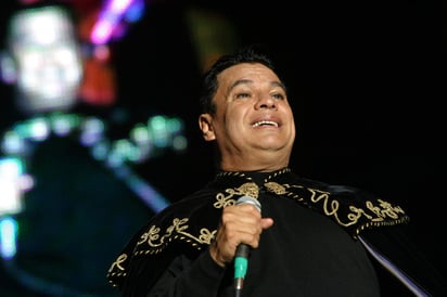 Gracias al apoyo de Pablo Aguilera se pudo comprobar mediante una prueba de ADN que Juan Gabriel es padre de Luis Alberto y Joao Gabriel, dos jóvenes que salieron a la luz tras la muerte del cantante. (ARCHIVO)