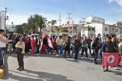 Protesta. Llamaron a la ciudadanía a manifestar su inconformidad, pero sin actos vandálicos. (FABIOLA P. CANEDO)