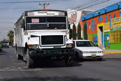 No todos. Algunas líneas de autobuses no están aplicando los aumentos a las tarifas. (MA. ELENA HOLGUÍN)