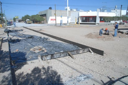 Programa. Además de los accesos a comunidades, se atenderán las calles de la zona centro. (ARCHIVO)