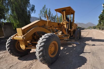 Pavimento. Se llevan a cabo actualmente obras de pavimentación en varias zonas de Lerdo.