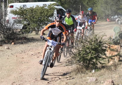 Son 800 ciclistas los que esperan para este 2017, que representará la cuarta edición del evento. (ARCHIVO)