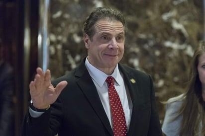 'Mientras Washington busca limitar los derechos de las mujeres, nosotros buscamos protegerlos', explicó Cuomo. (ARCHIVO)