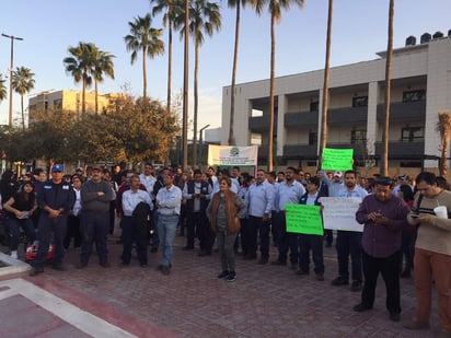 La movilización estuvo encabezada por trabajadores del Sindicato de Telefonistas de la República Mexicana, Sección 6. (EL SIGLO DE TORREÓN)