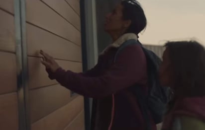 El comercial tuvo que ser modificado debido a que la cadena Fox, que transmitió el Super Bowl, consideró que era 'muy controversial'. (YOUTUBE)