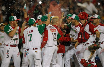 México buscará el bicampeonato cuando se enfrente hoy en la noche a Puerto Rico. (EFE)