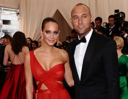 Derek Jeter y su esposa Hannah Davis serán padres por primera vez. (Archivo)