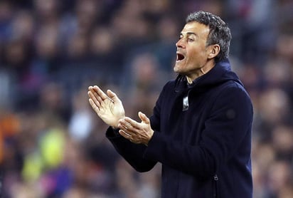 Luis Enrique ha sido blanco de críticas luego de un irregular torneo y la goleada en contra ante PSG. (EFE)