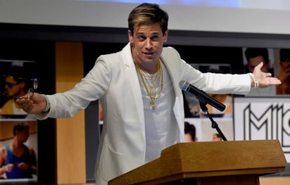 Yiannopoulos es una figura polémica que trabaja como editor de Breitbart News, un medio de comunicación de extrema derecha que estuvo dirigido por Steve Bannon, actual estratega de la Casa Blanca. (AP)