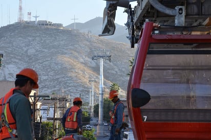 Participan en las obras más caras como el par vial y eje troncal del Sistema de Transporte Metropolitano, Teleférico, Paseo Morelos, Puente Álamos, Puente Mieleras-Cementos, Ciudad DIF, Polideportivo Oriente, Centro Cultural La Jabonera, Metroparque del río Nazas, entre otras. (ARCHIVO)
