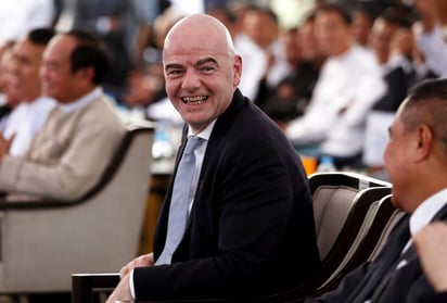 El presidente de la FIFA Gianni Infantino durante la inauguración de la Academia Nacional de Futbol de Birmania. 