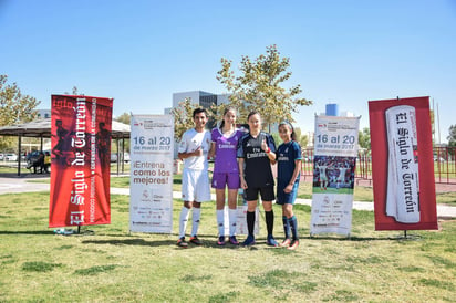 Los jóvenes de la Comarca Lagunera podrán entrenar como verdaderos profesionales del futbol. (Cortesía)