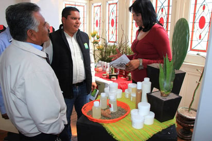 Talleres. Se realizaron talleres y conferencias con motivo del aprovechamiento de recursos naturales de zonas áridas.