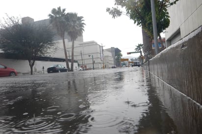 Precaución. Las lluvias están presentes en todo el estado, por lo que emiten recomendaciones.   