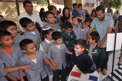 Educación. Educación Vial se brinda a los niños con la intención de llevar conocimientos básicos de seguridad.