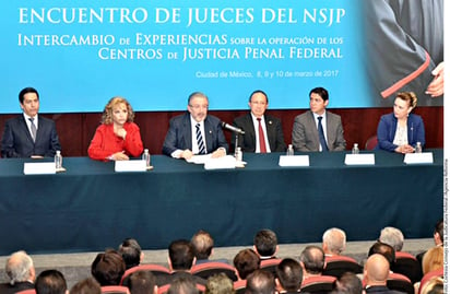 Reunión.  Jueces sostuvieron un encuentro para analizar la operación de los centros de justicia penal federal.