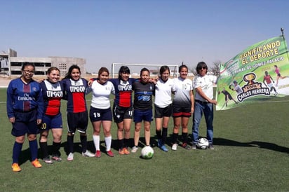 Competencia. Participan equipos en las disciplinas de basquetbol y voleibol. 