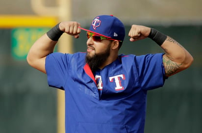 El pelotero firmó un nuevo contrato con los Rangers de Texas. (AP)