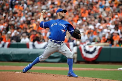 Marco Estrada lanzó seis entradas, donde permitió dos carreras limpias, en la derrota de Toronto 3-2 ante Baltimore. (AP)