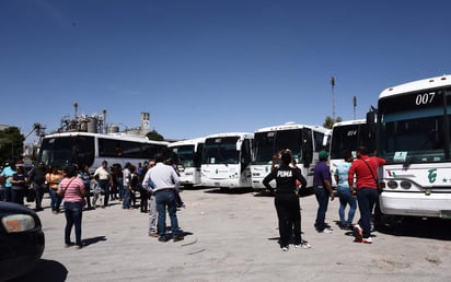 Las instituciones educativas que representarán a La Laguna en esta fase estatal, dentro de la disciplina del ajedrez, son la Escuela José Rebollo Acosta Turno Matutino, la Escuela Estatal Bruno Martínez TM y el Colegio San Roberto. (EL SIGLO DE TORREÓN)