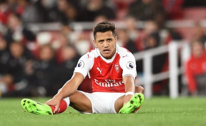 Sánchez, máximo goleador esta campaña de los del norte de Londres, fichó por el Arsenal en verano de 2014 por 35 millones de libras procedente del Barcelona.
