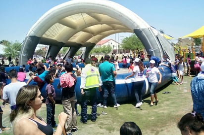 Parque. Cada día han acudido unos 5,000 visitantes; elementos de Protección Civil vigilan de manera permanente. 