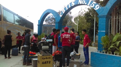 Por la gloria. Alumnos del Cbtis 159 de Gómez Palacio viajan al Mundial de Robótica en Houston, Texas.