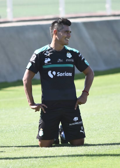 El mediocampista paraguayo no siente nada especial por volver a enfrentar al América, equipo con el cual militó hasta la pasada campaña en la Liga MX y con el que disputó el Mundial de Clubes. (Fotografía de Jesús Galindo L.)