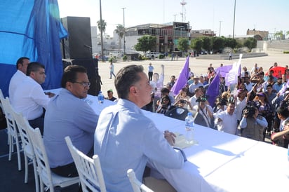 Los ausentes, Armando Guadiana de Morena y Mary Telma Guajardo Villarreal (PRD). (RAMÓN SOTOMAYOR)
