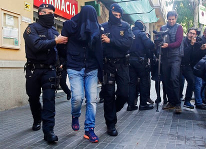 Atentado. Cuatro de los detenidos tendrían relación con el atentado en Bruselas. 