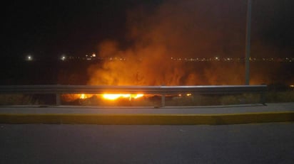 El incendio se registró a la altura de la colonia Ampliación Los Ángeles. (FACEBOOK) 