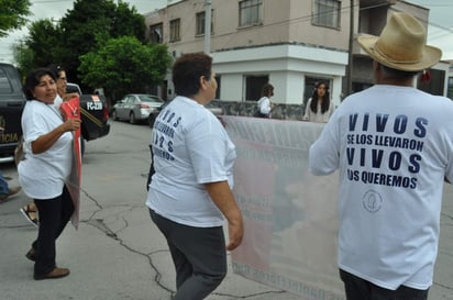 En las ciudades que se recorrerán, se visitarán Semefos, Ceresos (donde existan) así como en los Centros de Salud, ya que aseguraron que la trata de blancas, es otro factor de las desapariciones sobre todo de mujeres jóvenes. 