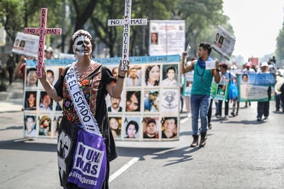 No olvidan. Miles de madres y familiares marcharon en honor de las hijas e hijos desaparecidos.