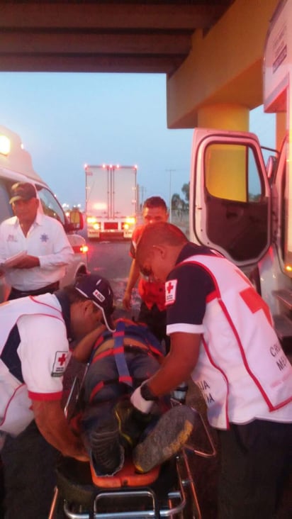 Se dijo que el conductor de la unidad dormitó y chocó. (EL SIGLO DE TORREÓN)