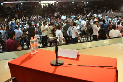 Participación. El encuentro es organizado por la coordinación de la carrera de Derecho en conjunto con un comité de jóvenes. (EL SIGLO DE TORREÓN)