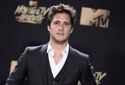 Personaje. El conductor Jorge Poza anunció de manera formal la participación de Diego Boneta a la producción de Netflix.
