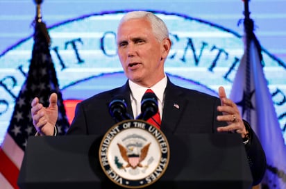 El jefe de Estado colombiano formuló el anuncio tras reunirse con Pence en su residencia del Observatorio Naval de Washington. (ARCHIVO)