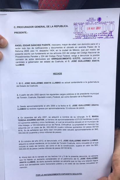 Sigue la ‘guerra’. El documento se presentó ante la Procuraduría General de la República (PGR). (EL SIGLO DE TORREÓN)