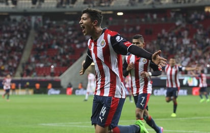 Tras lamentar la situación del jugador, quien se deberá recuperar con Chivas del Guadalajara, dejó en claro que tendrá una nueva oportunidad, “ha respondido, nos gustan sus características de juego”.
