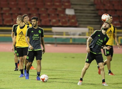 No obstante, para evitar distracciones, el futuro de Layún Prado, al parecer, se conocerá una vez que concluya la Copa Confederaciones Rusia 2017, por lo pronto el defensor reconoció desde suelo ruso.
