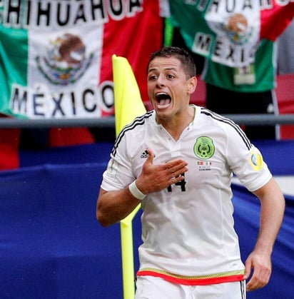 Javier Hernández dedicó su gol a su papá. (EFE)