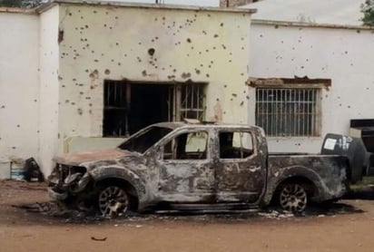 Los policías murieron en un enfrentamiento que se dio este sábado cuando pretendían detener a individuos que previamente habían atacado con armas de fuego a un grupo de elementos de seguridad estatal en un hotel. (TWITTER)

