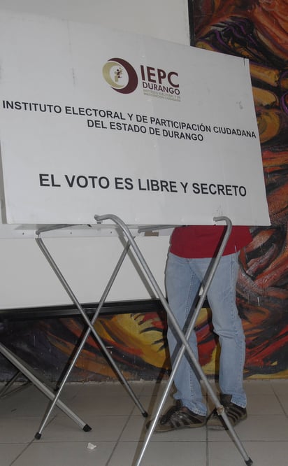 Legislación. Es un hecho, los diputados podrán ser reelectos hasta por cuatro períodos sucesivos.