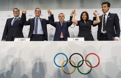 Si pueden acordar quién va primero, cada ciudad recibirá en septiembre una de las sedes de los juegos del 2024 y el 2028. (EFE)