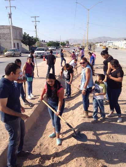 Acciones. La campaña de reforestación de Huizachito inició en el mes de mayo y continúa. (EL SIGLO DE TORREÓN)