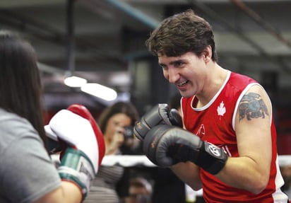 PM Justin Trudeau entrenando en gimnasio de box en Nueva York (2016). Foto: Carlo Allegri/Reuters