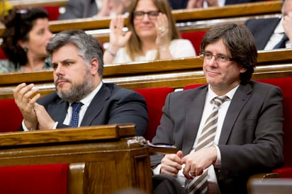 Permite a la mayoría independentista aprobar leyes por procedimiento de urgencia, con mínimo debate sin tiempo a que sufran enmiendas. (ARCHIVO)